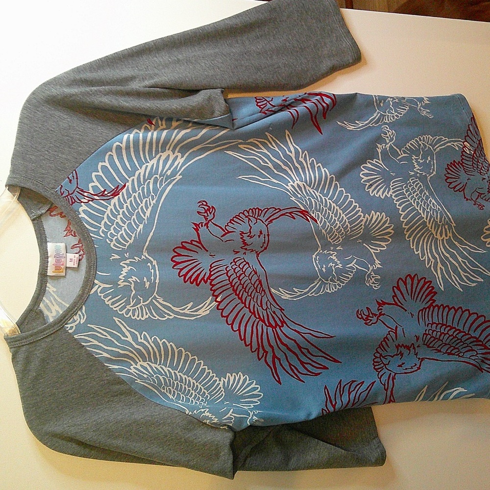 LuLaRoe Gray Top